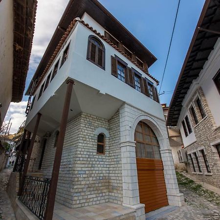 Heraklis Hotel Berat Exterior foto